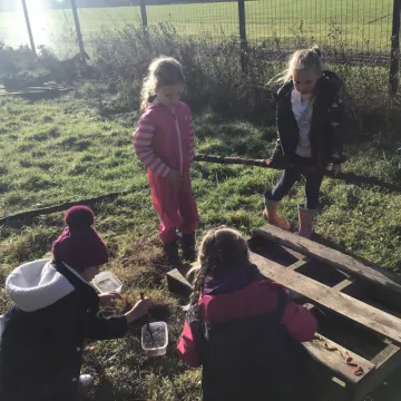 72EC8162-7270-4477-ABAB-570C2F83860D