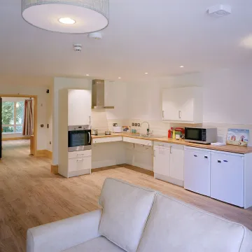 Height-Adjustable Kitchen Islands Make Food Prepar