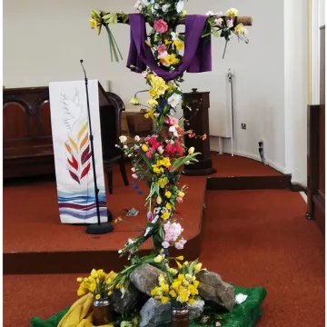 Easter Cross 2022