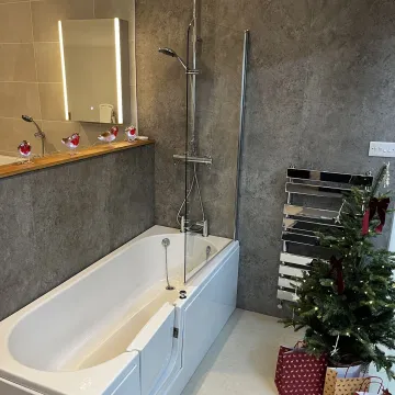 Avrail Rv 1700 Bath and Screen 3 W Triton Elina Du