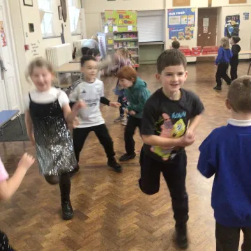 E57bab2f-532e-4a20-8730-6916bb792980