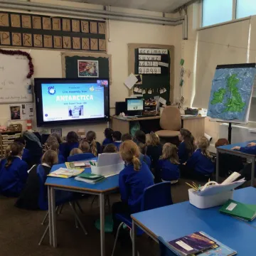 Cb24f522-Aecf-4a0f-A22e-3e769d453ece