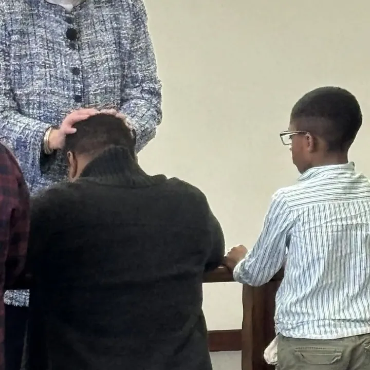 8b9ea89c-40b3-4a61-8094-162b043ee117