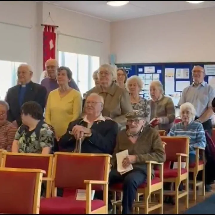 Ruskington Methodist Church Signed Song