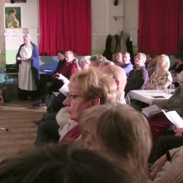 12-vlcsnap-2018-01-14-21h49m48s460