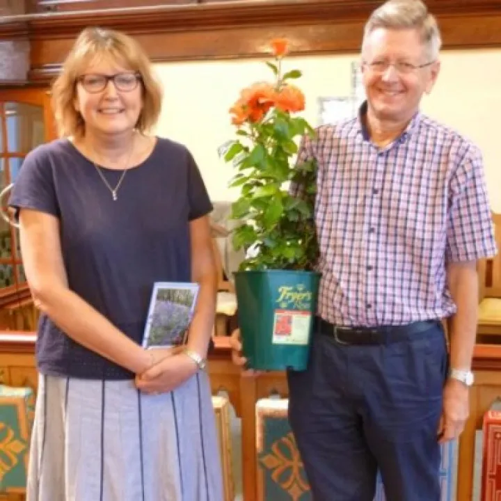 P1000949_Avril & Steve Frankish_Farewell at Halmer End_24th June 2018