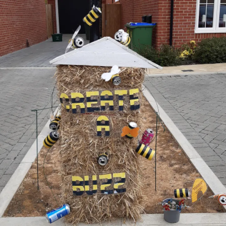 Image: 063 Rudolf & Delnevo Create a Buzz