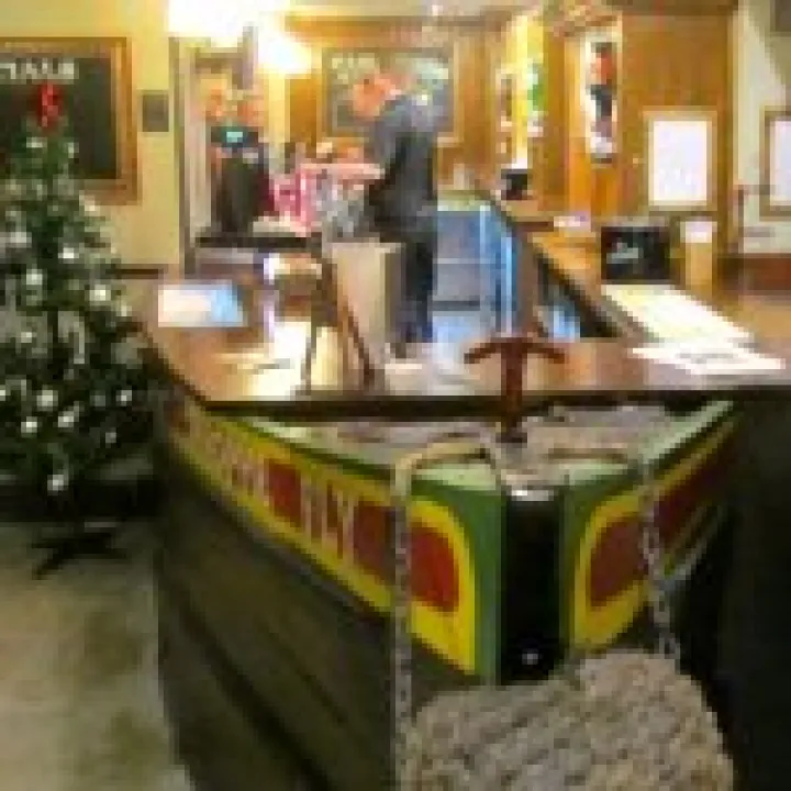 The bar at Shroppie Fly