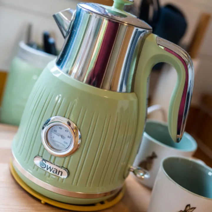 Overwater Luxury Glamping Wellington Interior 35