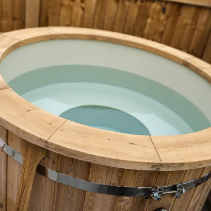 Overwater Luxury Glamping Wellington Hot Tub 5