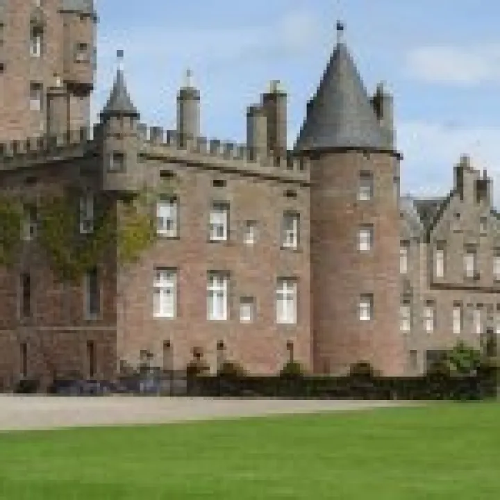 Glamis Castle jpg2