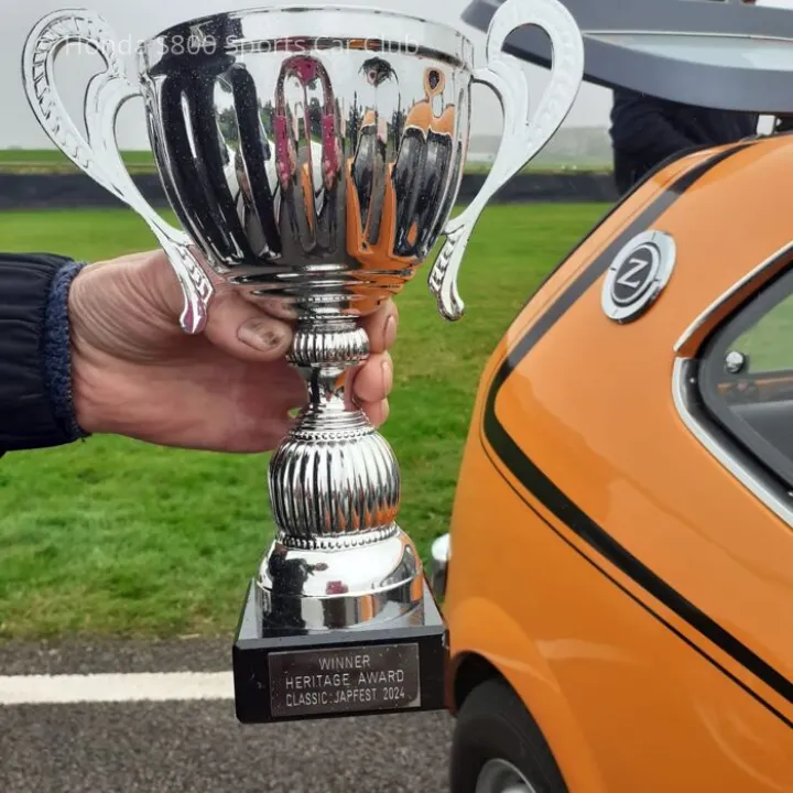 Z600 Lucky with another trophy