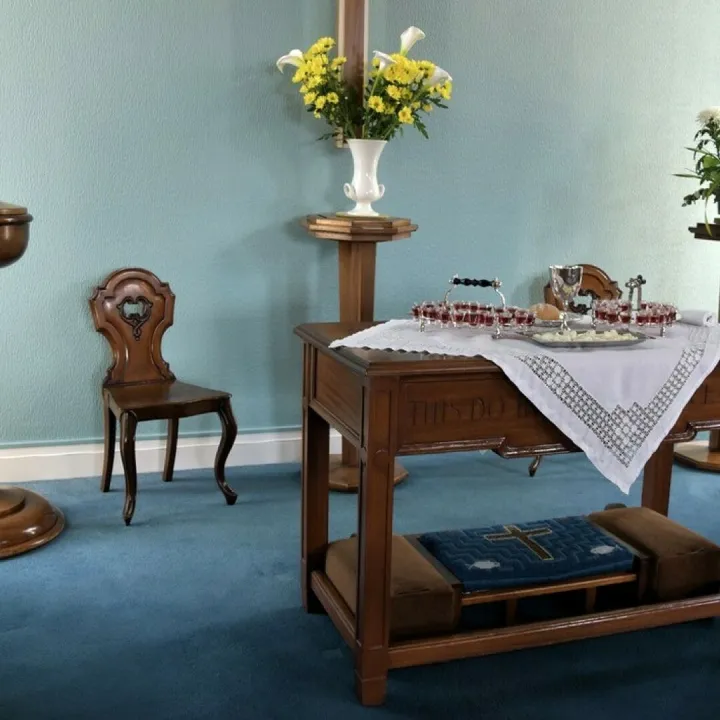 Altar Set Up For Communion Cs