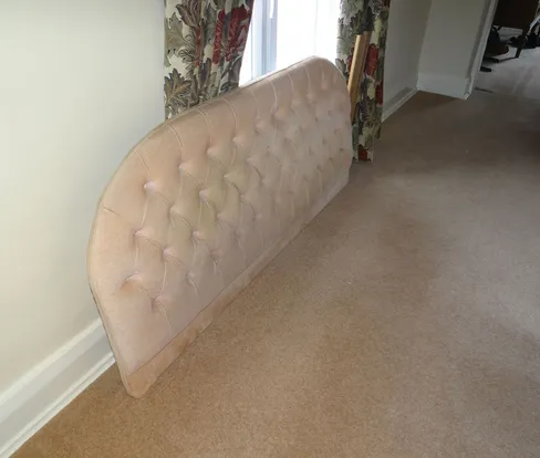 Double Quilted Bedhead (and Fixings) &ndash; n/r