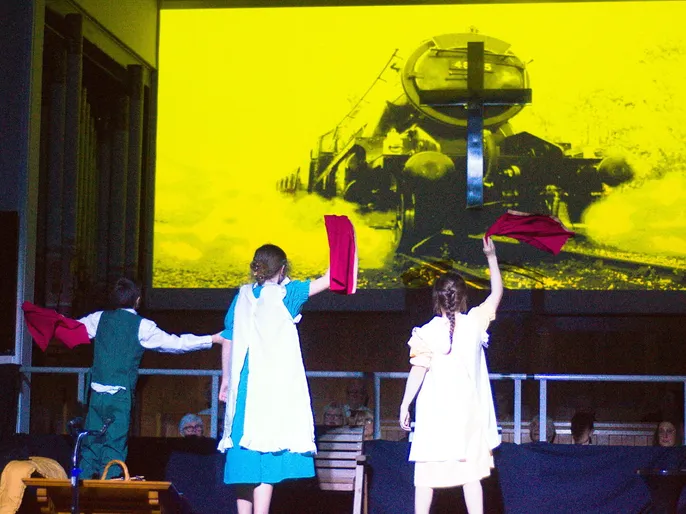 Waving Goodbye to The Railway Children