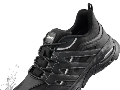 Items for sale
– Walking shoes £40