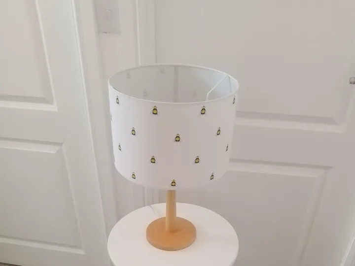 Items for sale
– Habitat Ash table lamp £10