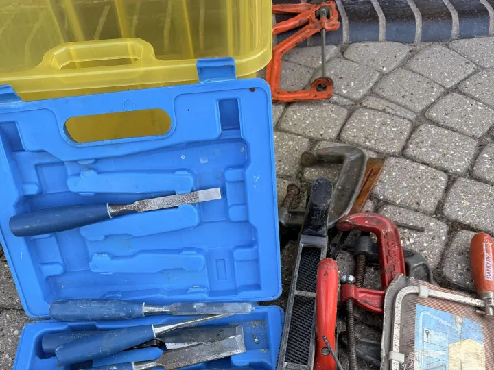 Items for sale
– Box of joinery tools, chisels, files £10