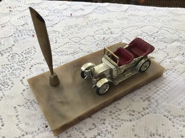 Items for sale &ndash; Vintage Car and Pen Holder &pound;6