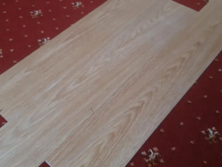 Items for sale &ndash; Wood effect vinyl flooring &pound;15
