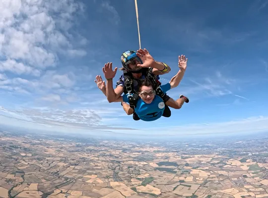 Lucy Sky Dive Main