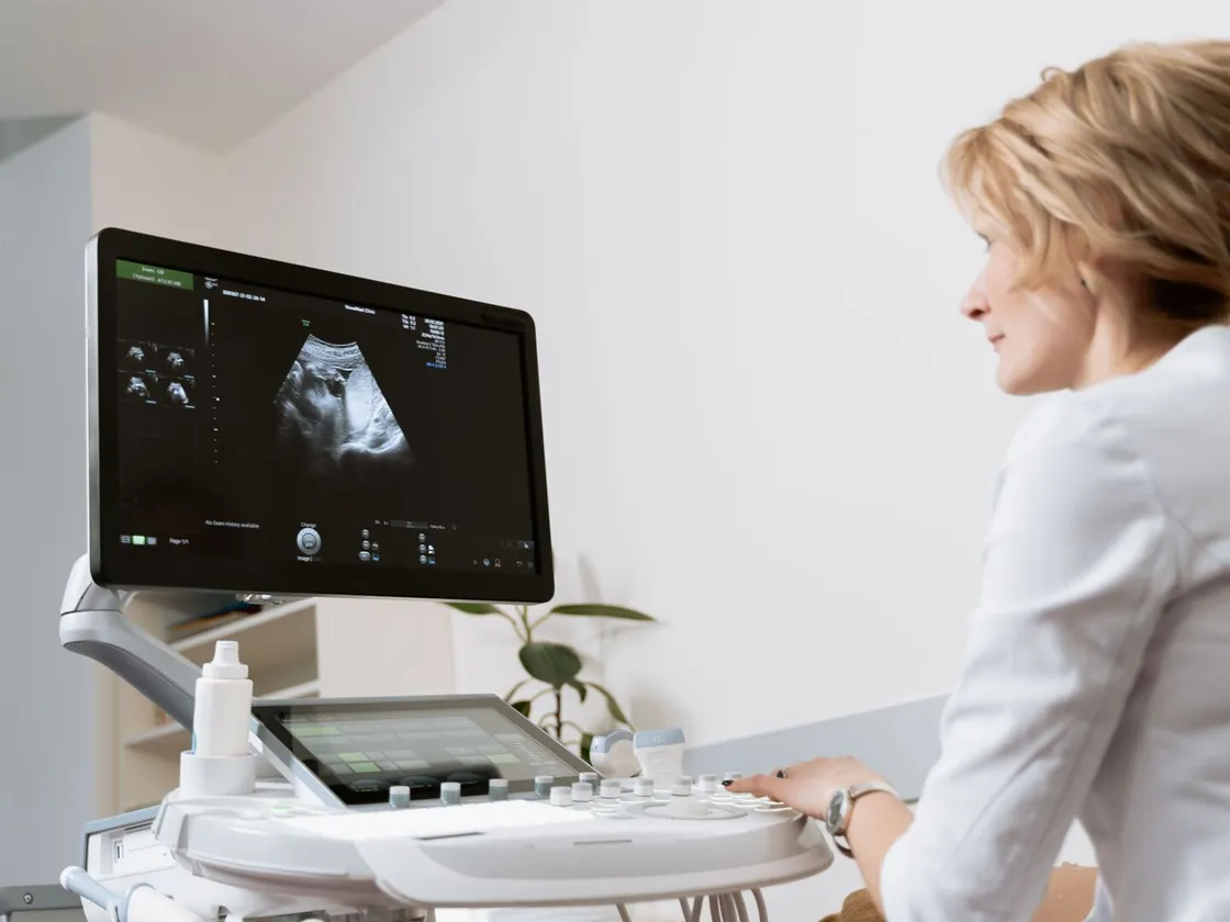 Clinician at an ultrasound console
