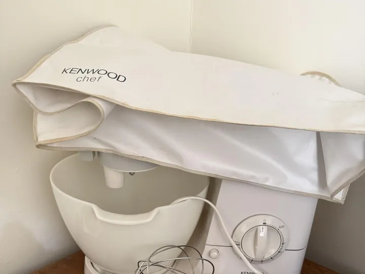 Items for sale
– Kenwood Chef £60