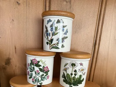 Items for sale
– Portmerion Spice pots £20