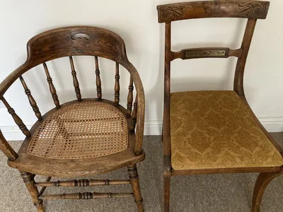 Items for sale
– 2 antique chairs £15 each or 2 for £25