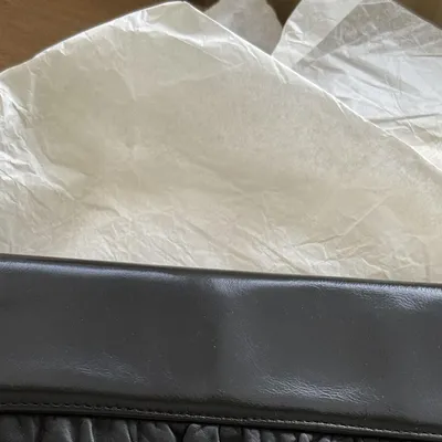 Items for sale
– Jane Shilton vintage bag £20