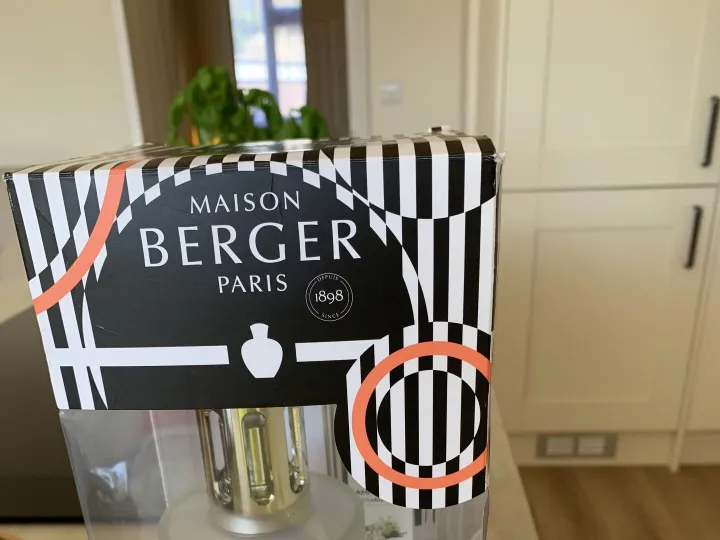 Items for sale
– Lampe Berger Oil burner £25
