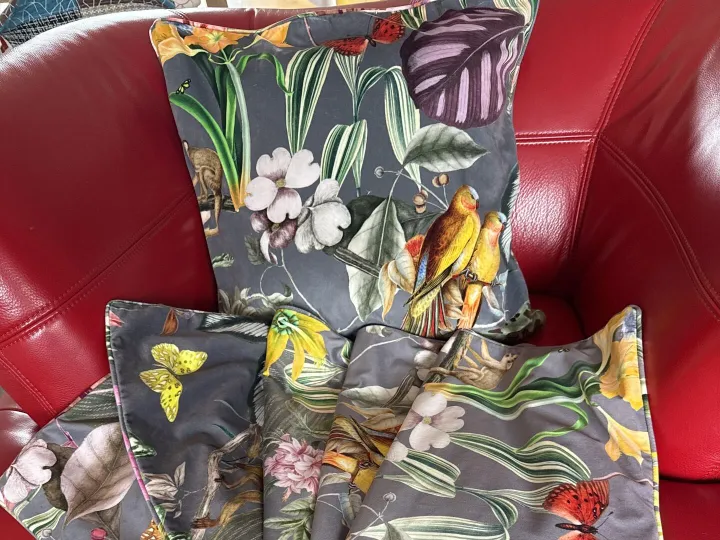 Items for sale &ndash; 6 x velour cushion covers 55x55 &pound;40