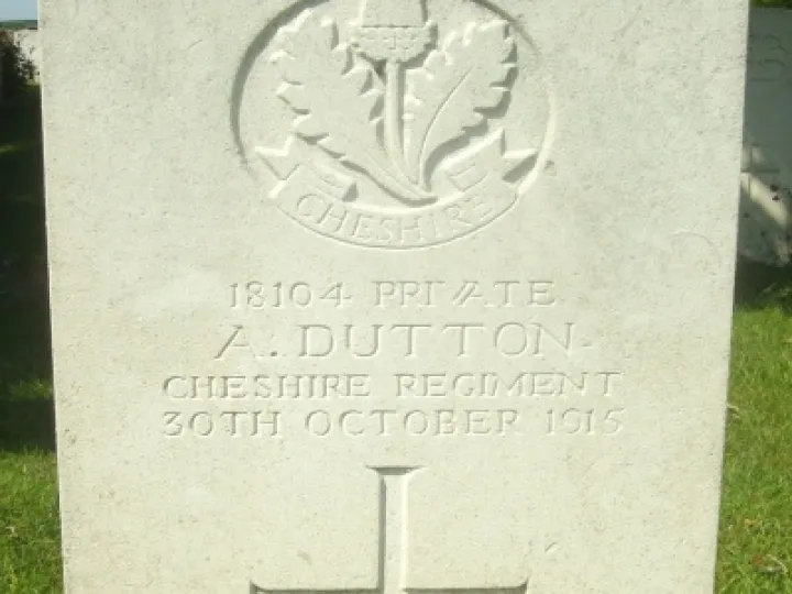 Headstone Private Arthur Dutton