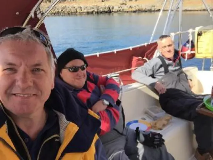 3MenBoat2