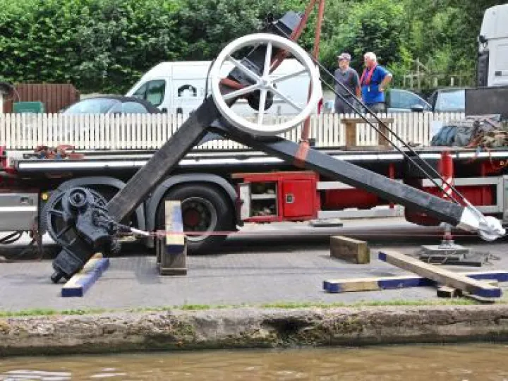 Shroppie Crane