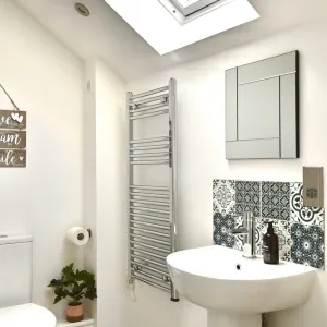 Main bathroom