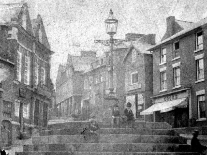 The Cross 1800s