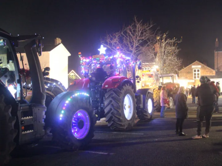 Tractor 02