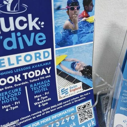 Duck 'n' Dive &ndash; flyer