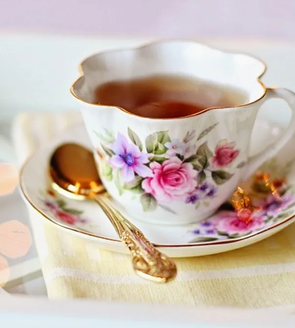 Tea-Cup-2107599_640