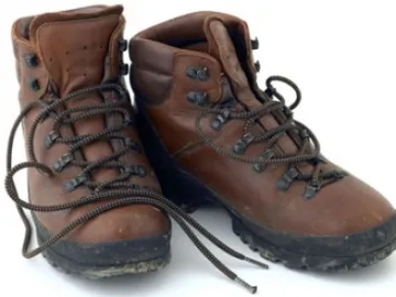 A-pair-of-walking-boots-008 &ndash; Copy