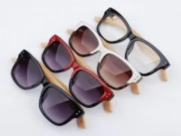 Colin Leslie bamboo sunglasses