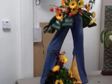 Flower Club Sept 2019 Flares 20190911_210740