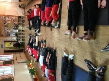 EAF04C11-73DE-4FD7-B350-45BB15E30EA8