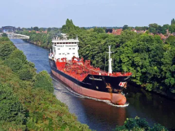 H35 – Tanker_ship_canal Ed