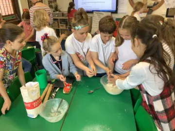 F69DE10E-0644-42DE-B5DA-7E10DAB3DBE6