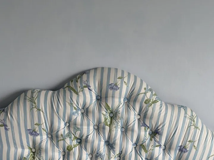 Items for sale
– Laura Asley head board £35