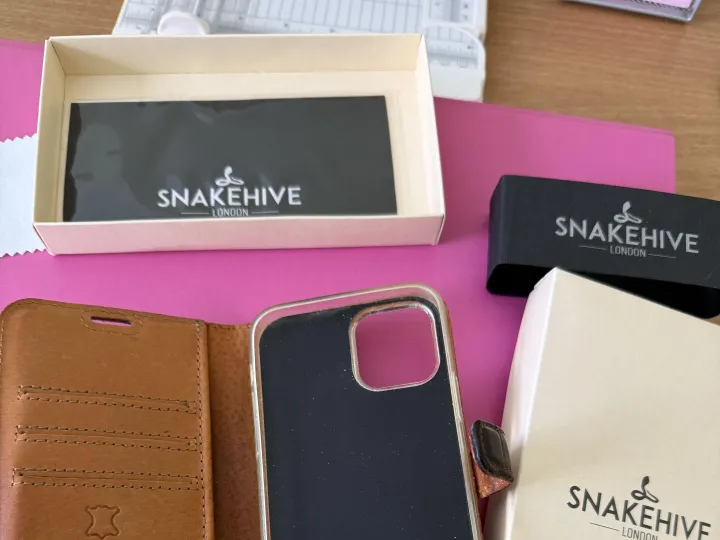 Items for sale &ndash; Snakehive iphone 12 wallet &pound;15
