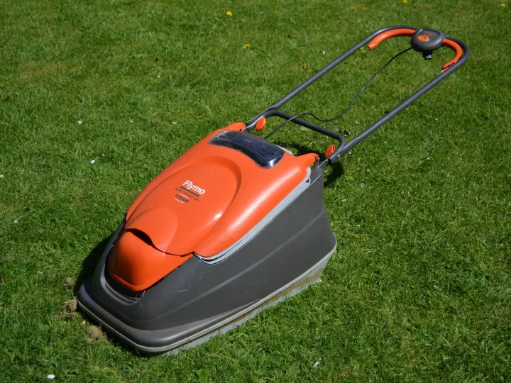 Items for sale &ndash; Flymo lawnmower &pound;40