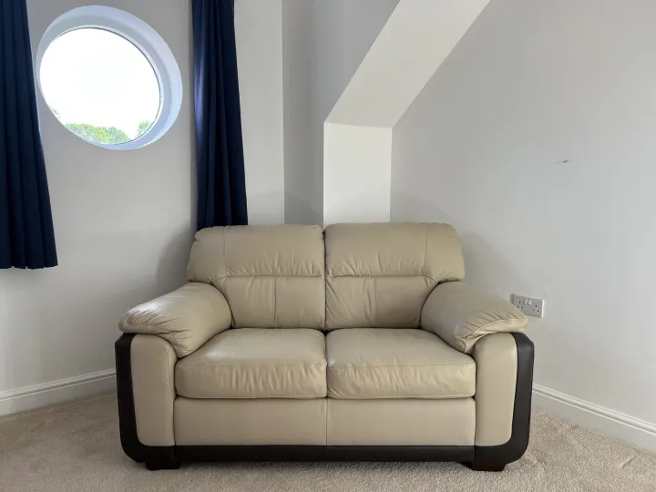 Items for sale
– Leather 2 seater sofa £225